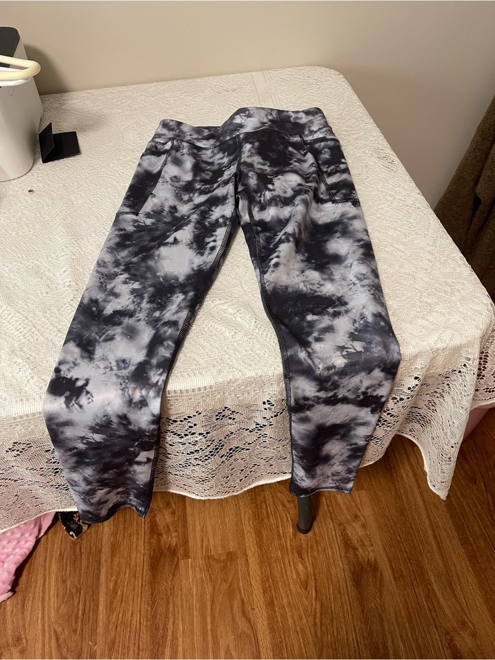 Athletic Works Black and White Tie-Dye Leggings